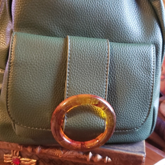 🆕Green Backpack - Picture 2 of 7